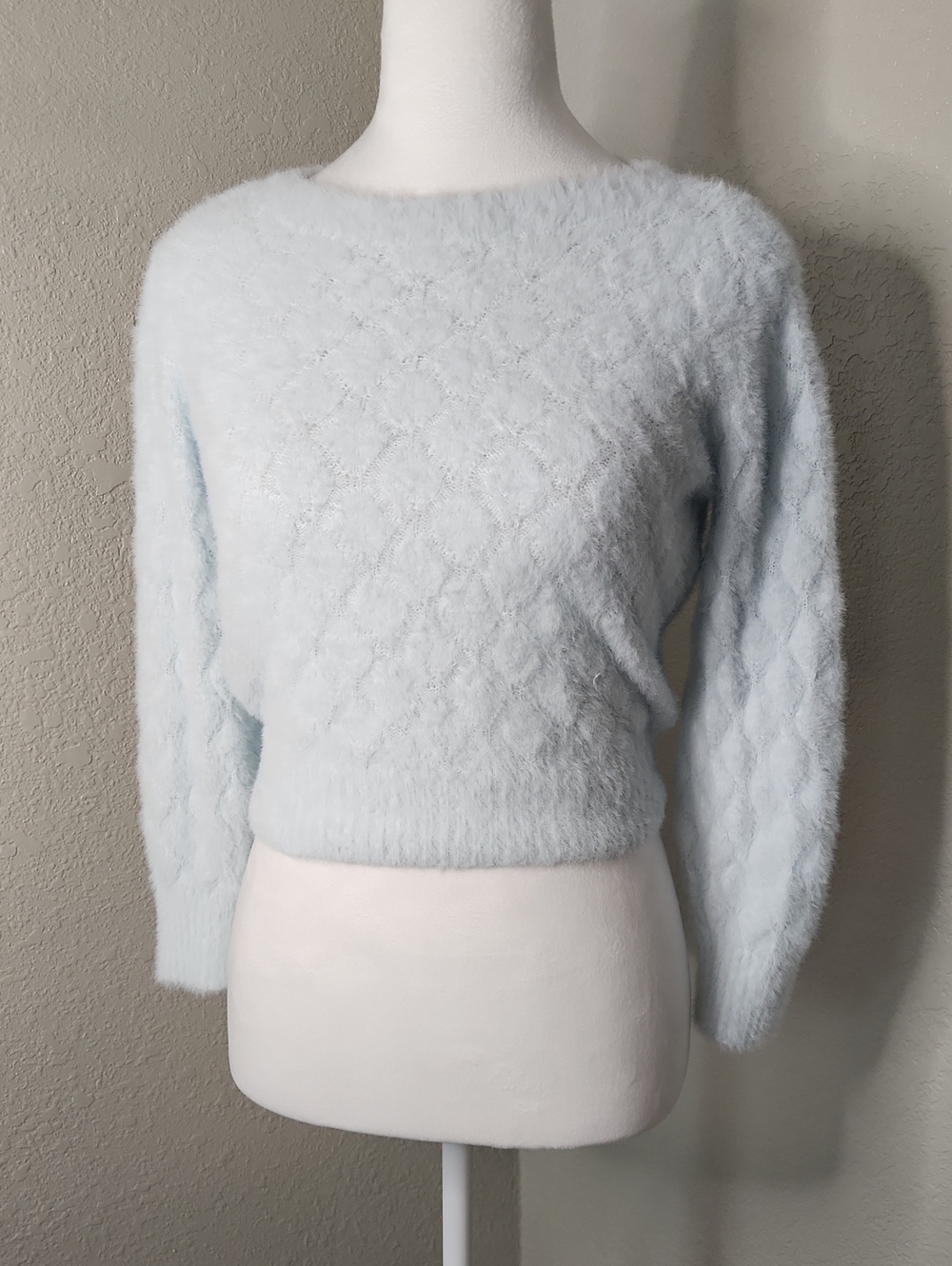 Abercrombie Kids Soft Light Blue Fuzzy Knit Youth Sweater 11/12 Girls